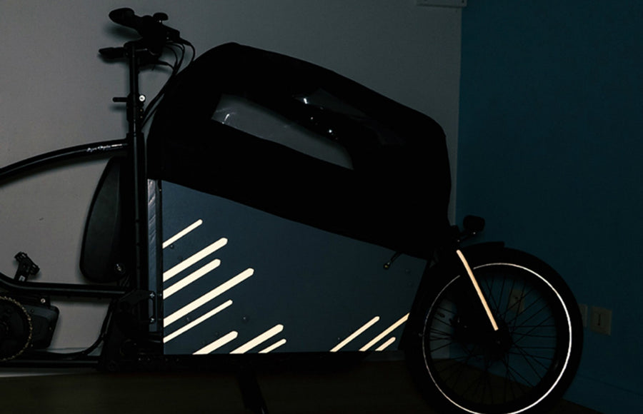 autocollants-reflechissants-cadre-reflective-berlin-stripes-noir-sec2