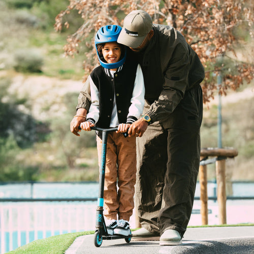 Casque intégral enfant Virgo Kid 2026 Virgomove porté à trottinette