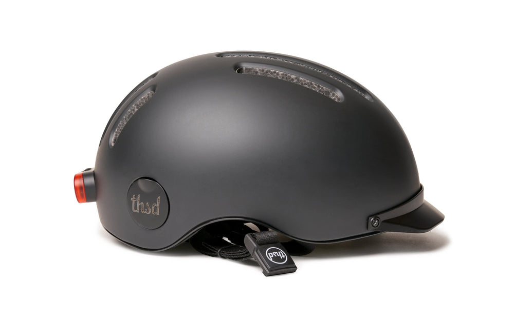 Casque Vélo Thousand Chapter Racer Noir Vue de coté avec système Poplock Fermé
