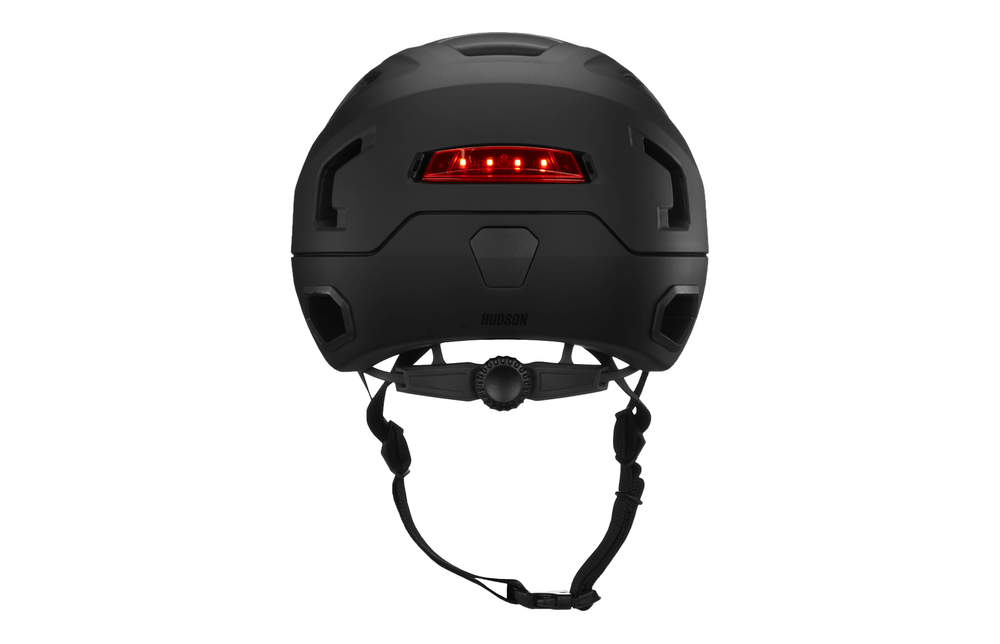 Casque velo Bern Hudson MIPS noir mat et son eclairage arriere Click-Mount