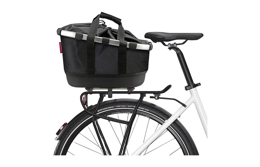 Panier Bikebasket GT monte sur le porte-bagages