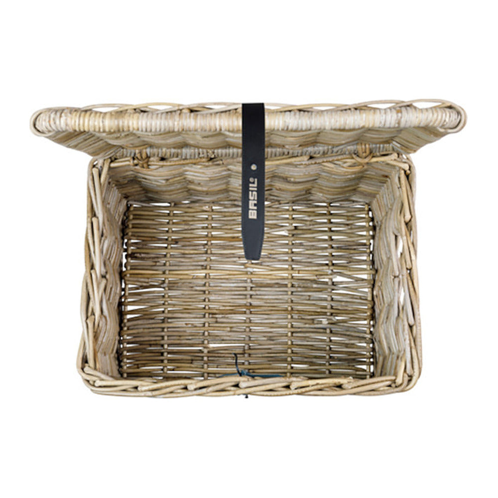 Panier avant vélo Basil Dax L rotin avec couvercle coloris Gris – vue arriere