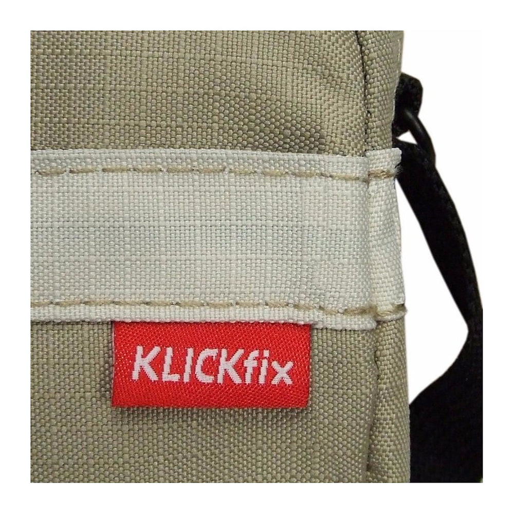 Petite sacoche vélo KlickFix Babs 1,1 L – Beige – le detail de la sangle et du logo KLICKfix