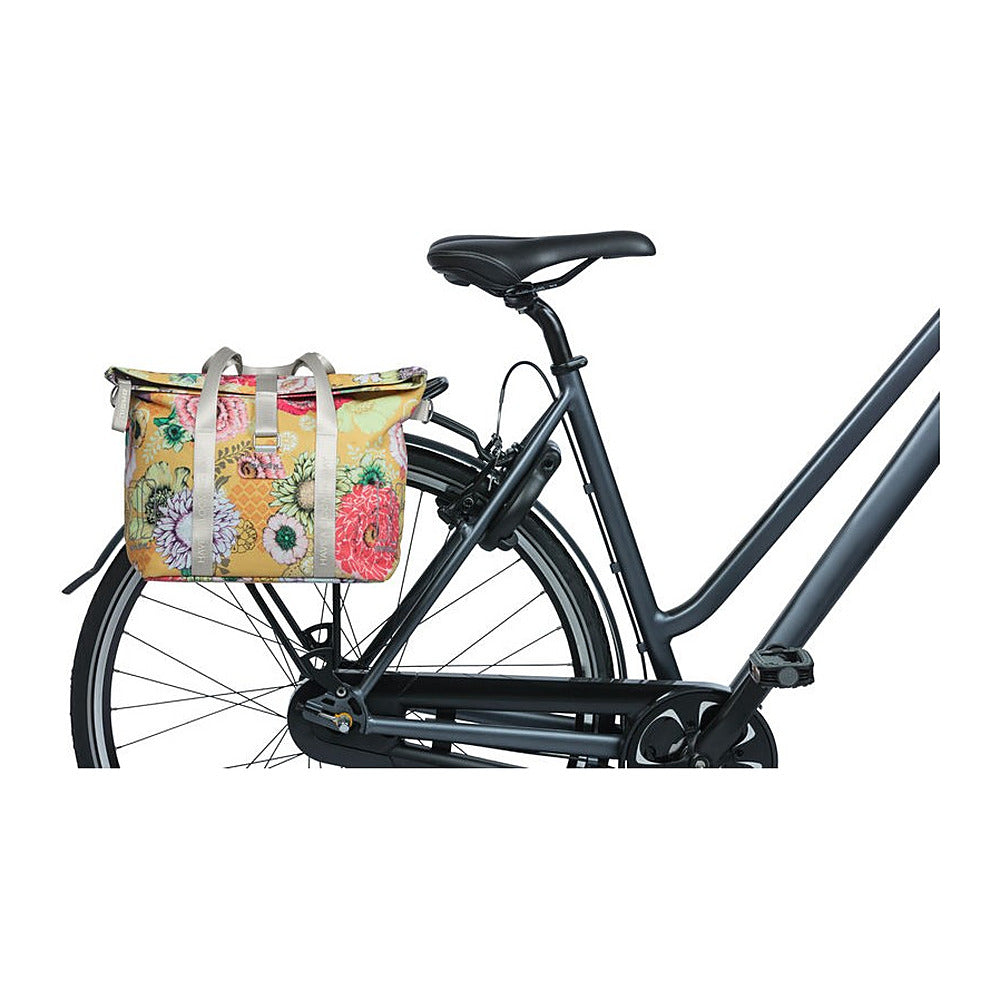 Sac à main vélo Basil Bloom Field KF 11 L coloris Honey Yellow – monte a l arriere d un velo de ville