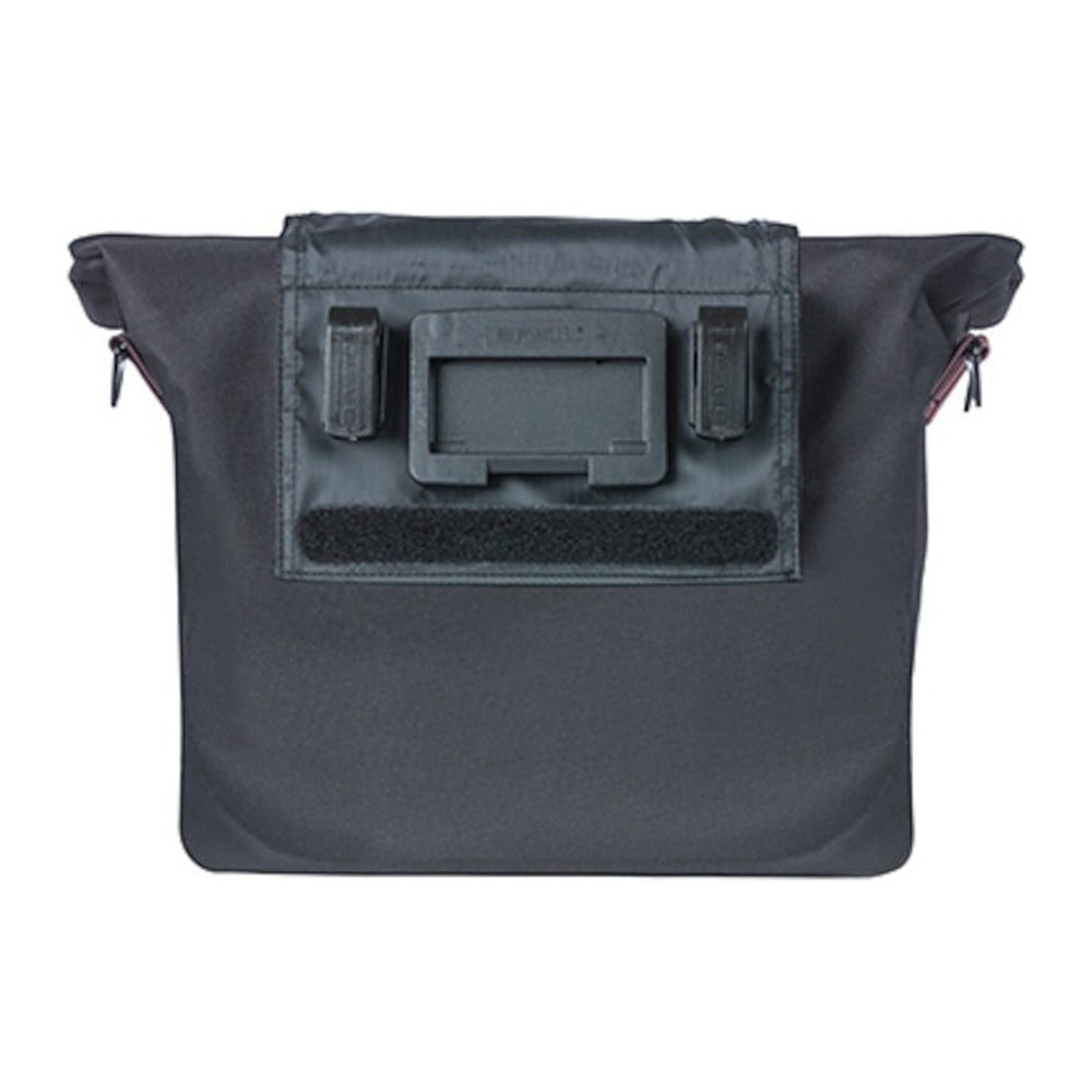 Sac à main vélo Basil City KF Hook 8-11 L coloris Noir – plaque KF et crochets a l arriere