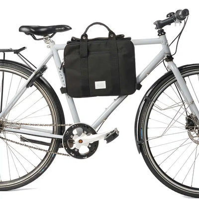 sacoche-cadre-velo-weather-goods-sweden-city-frame-bag-noir-1