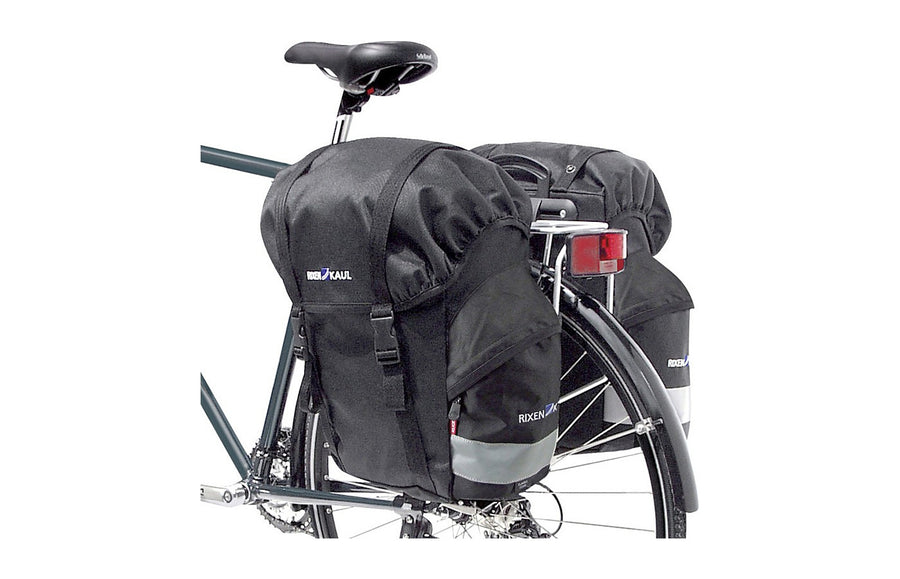 Paire de sacoches KlickFix Classic montees sur le porte-bagages