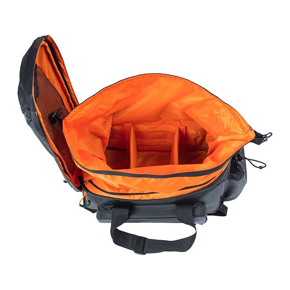 Sacoche porte-bagages vélo Basil Miles Tarpaulin XL Pro 36 L coloris Noir / Orange – sangles velcro de fixation