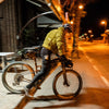 sacoche-tube-horizontal-velo-miss-grape-big-node-sangles-4