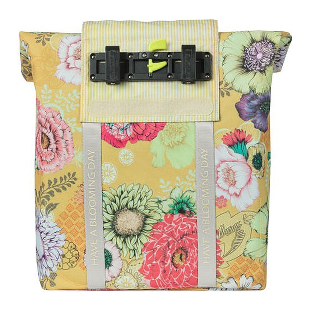 Sacoche vélo Basil Bloom Field Shopper 20 L coloris Honey Yellow – crochets Hook-On caches derriere le zip
