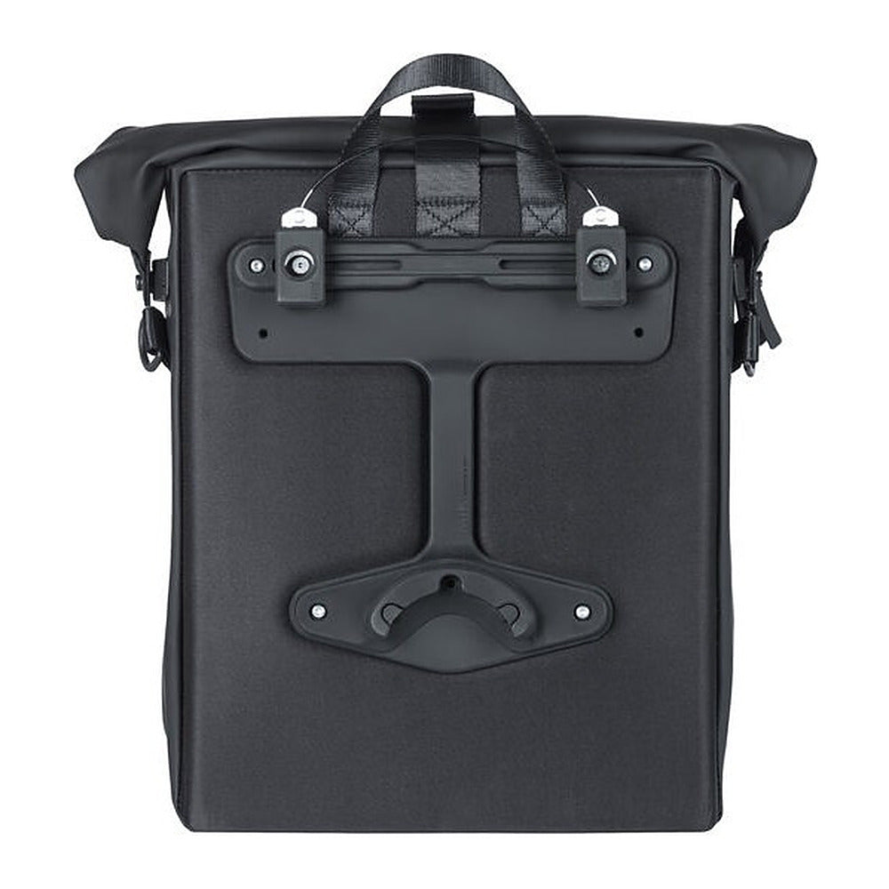 Sacoche vélo Basil SoHo Nordlicht MIK Studs 17 L coloris Noir nuit – plots de fixation MIK Studs au dos
