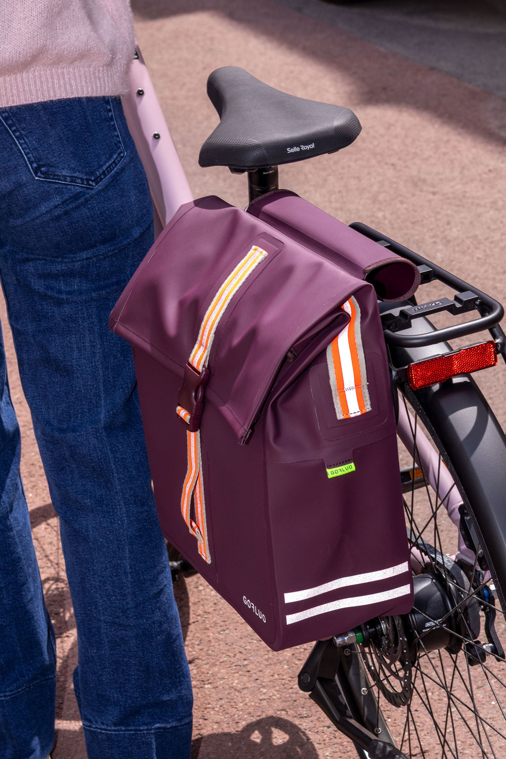 Sacoche vélo Gofluo Robin 2.0 Burgundy — vue côté
