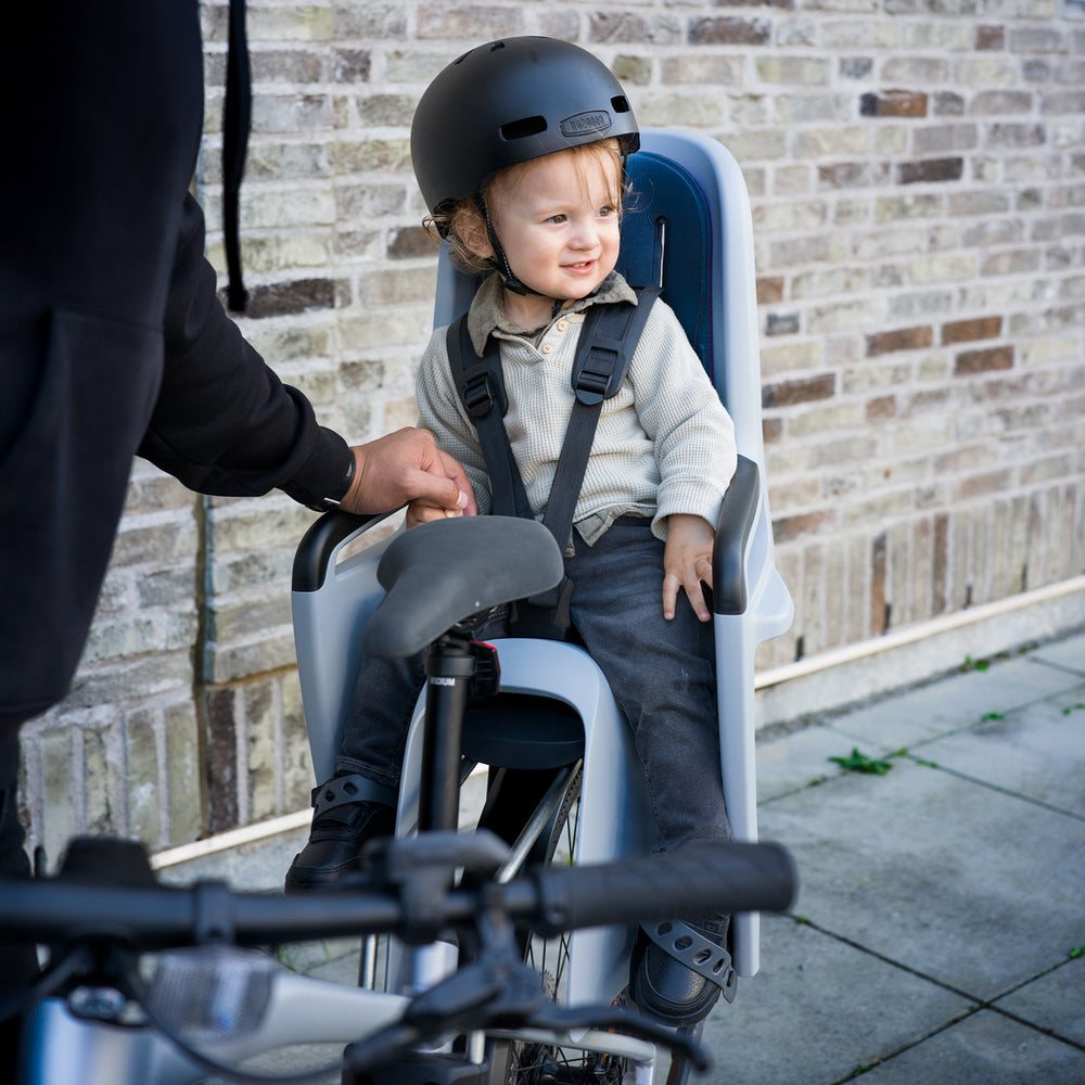 siege-velo-enfant-arriere-thule-ridealong-2-cadre-gris-4