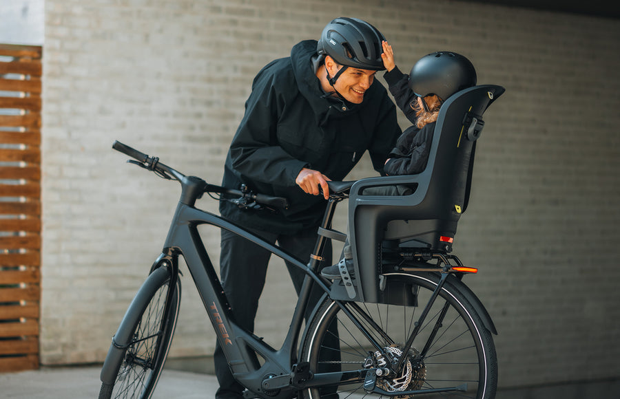siege-velo-enfant-arriere-thule-ridealong-2-porte-bagages-sec1