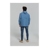 Veste de pluie vélo Basil Hoga unisexe coloris Bleu Horizon - vue de dos portee